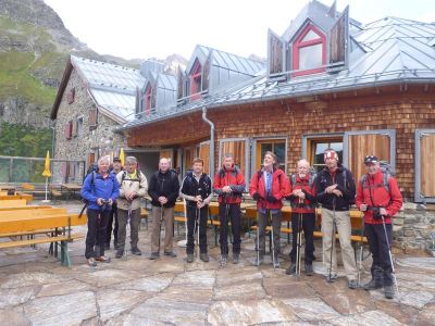 001-In der Silvretta beim Aufbruch an der Jamtalhuette